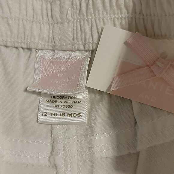JANIE AND JACK WHITE RUFFLE HEM CAPRIS, SIZE 12-18 MONTHS, NEW! - Picture 4 of 9